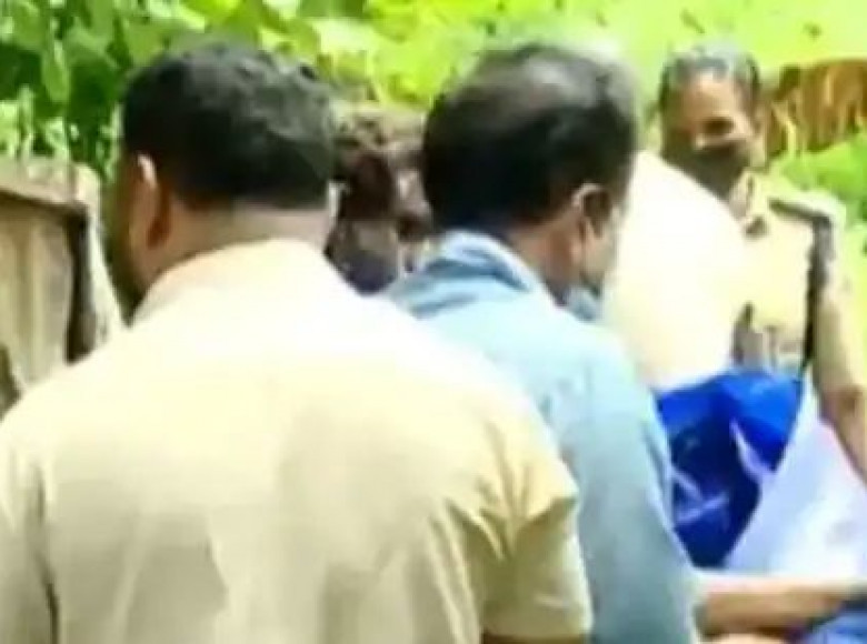 കൈകൾ കെട്ടി വായിൽ തുണി തിരുകിയ നിലയിൽ ദുരൂഹ സാഹചര്യത്തില് വീട്ടമ്മയെ കിണറ്റില് മരിച്ച നിലയില് കണ്ടെത്തി