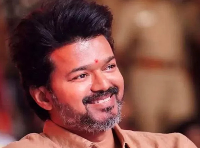 രാഹുലിന്റെ ജോഡോ യാത്രയുടെ മാതൃകയില് കാല്നടയായെത്തി ജനങ്ങളെ കാണും ; പുതിയ രാഷ്ട്രീയ നീക്കവുമായി ദളപതി വിജയ്
