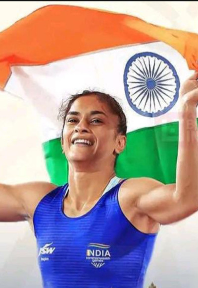 ഗുസ്തിയില്‍ ചരിത്രമെഴുതി വിനേഷ് ഫോഗട്ട് ഫൈനലില്‍ ; പാരീസ് ഒളിമ്പിക്സില്‍ നാലാം മെഡല്‍ ഉറപ്പിച്ച് ഇന്ത്യ