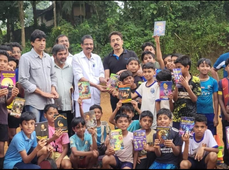 കളിയോടൊപ്പം വായനാ. കുട്ടികൾക്ക് വേറിട്ട പദ്ധതിയുമായി മീരാസ് ലൈബ്രറി.