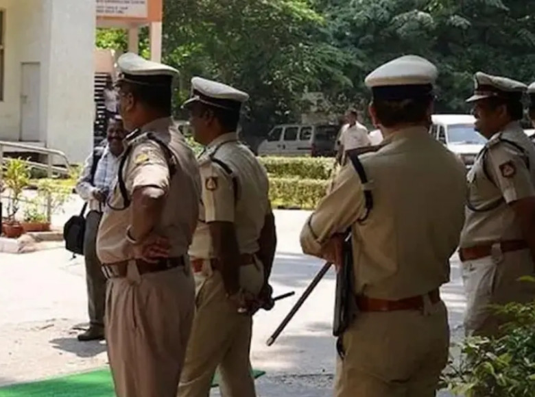 വനിതാ ദിനത്തില് ഞെട്ടിക്കുന്ന ക്രൂരത ; ഇസ്രായേലി യുവതിയും ഹോംസ്റ്റേ ഉടമയും കൂട്ടബലാത്സംഗത്തിനിരയായി ; കനാലില് തള്ളിയിട്ട യുവാവിനെ കാണാനില്ല