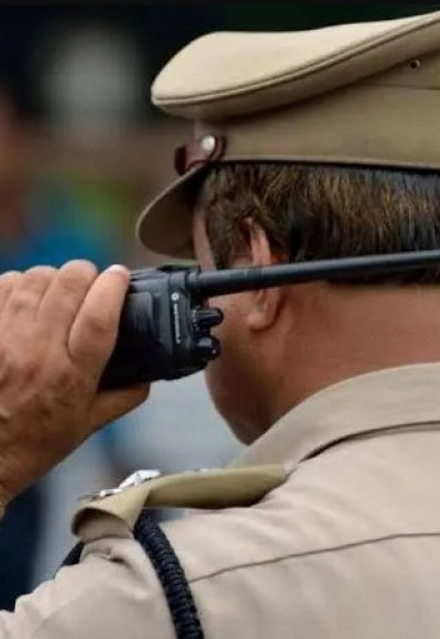 പൊലീസുകാരെ പറ്റിച്ച് ഒന്നരക്കോടിയുമായി മുങ്ങി; മുന്‍പൊലീസ് ഉദ്യോഗസ്ഥന്‍ അറസ്റ്റില്‍