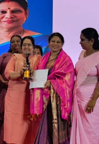 “ വിസ്മയ വുമൺ 2026 ” പുരസ്കാരം നേടി സർപ്പ വോളണ്ടിയർ വിദ്യ രാജു