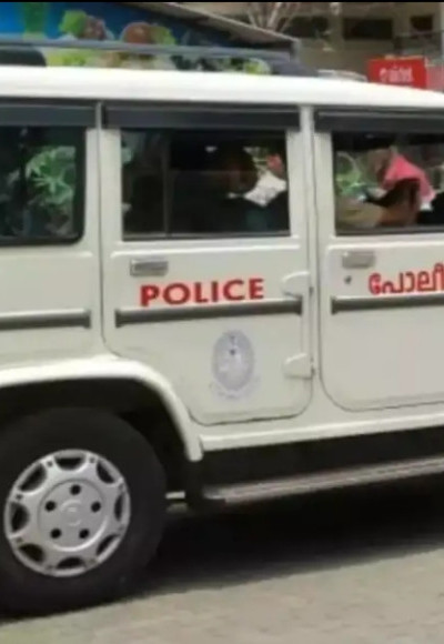 ചായ കിട്ടിയില്ല : മലപ്പുറത്ത് അമ്മായിയമ്മ മരുമകളെ വെട്ടിക്കൊന്നു