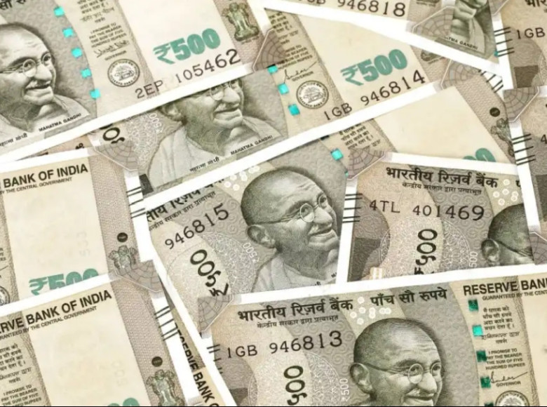 കുറഞ്ഞ ശമ്പളം 18,000 ത്തില്‍ ഒറ്റയടിക്ക് 69,000 രൂപയിലേക്ക് ഉയരും , ശുപാര്‍ശ വന്നതോടെ വൻ പ്രതീക്ഷ ; എട്ടാം ശമ്പള കമ്മീഷൻ നി‌ര്‍ണായക വിവരങ്ങള്‍