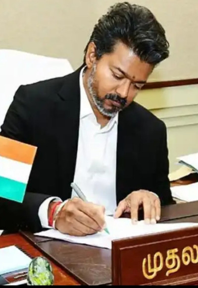 മദ്യശാലകള്‍ക്ക് പൂട്ടിട്ട് തമിഴ്‌നാട് മുഖ്യമന്ത്രി വിജയ് ; 717 ടാസ്മാക് ഷോപ്പുകള്‍ അടച്ചുപൂട്ടാന്‍ ഉത്തരവ്